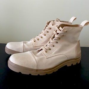 Light tan / cream combat boots. Size 10.5 US. Only worn once. In good condition